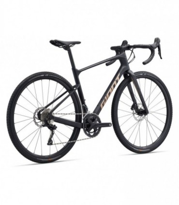 Gravel ratas Giant Revolt Advanced 3 Carbon